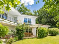 Elegante Familienvilla mit Pool in idyllischer Traumlage - Gauting