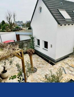 Moderne Eleganz in bester Form - 151 m² Lebensqualität auf zwei Ebenen. - Kaarst