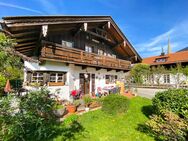 Alpenländisches Schmuckstück mit vermieteten Wohnungen - Erstwohnsitz im Herzen von Bayrischzell - Bayrischzell