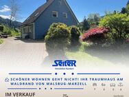 Schöner Wohnen geht nicht: Traumhaus am Waldrand der Berggemeinde mit großem Garten und Alpensicht - Malsburg-Marzell