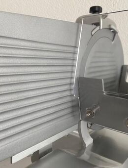 Aufschnittmaschine VM 300 Piatto Carne CE - Pfäffikon ZH