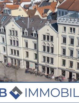 Zentral gelegene 3-Zimmer-Dachgeschosswohnung mit Küche, Büro und Tageslichtbad in Innenstadtlage - Coburg