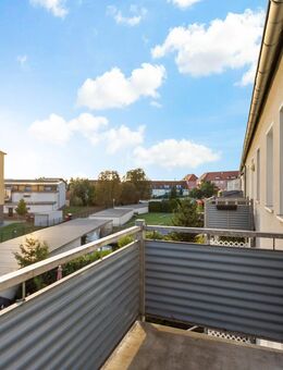 Geräumige 3-Raumwohnung mit Balkon inklusive Garage! - Bad Dürrenberg