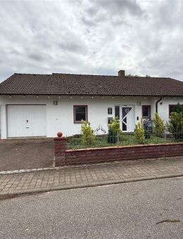 Wohnglück auf einer Ebene - Bungalow in Oedheim - Oedheim