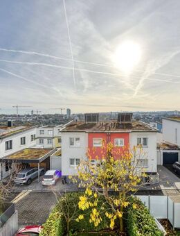 +++ 1-Fam.-DHH mit Garage, Stellplatz & Sauna - teilmöbliert inkl. EBK - ruhig, grün, gehoben - mind. 2 & max. 3 Jah... - Stuttgart