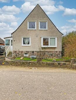 Einfamilienhaus zum Herrichten in Sackgassenlage von Laboe - Laboe