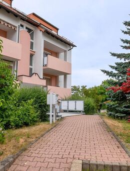 Dachgeschoss mit Fußbodenheizung und Loggia - bezugsfreie 2-Raum-Wohnung - Colditz