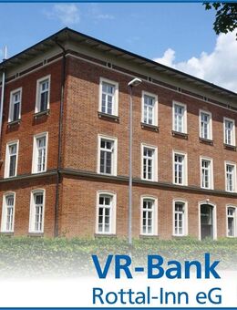 Stilvoll WOHNEN: 4-Zi.-Wohnung über zwei Etagen mit Dachterrasse in repräsentativem Backsteinbau - Simbach (Inn)