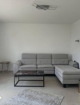 Möbliertes Wohnen in Unter­rath: 3-Zimmer-Wohnung mit Komfortausstattung - Düsseldorf