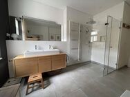 Kernsanierte, moderne 5,5 Zimmer-Altbauwohnung im Paradies - Konstanz