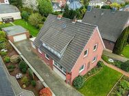 Zweifamilienhaus mit Renovierungsbedarf in ruhiger Lage, auch optimal geeignet als Kapitalanlage zur Vermietung! - Twistringen