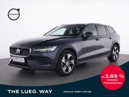 Volvo V60, Cross Country B4 D Plus AWD Harman Ka, Jahr 2023 - Essen