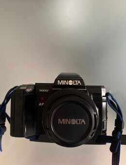 Minolta 7000 mit Objektiven, Blitz und Tasche - Wiesbaden Frauenstein
