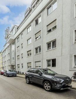 Große, vermietete 2-Zimmer-Wohnung im Herzen von Schwabing! - München