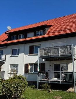 3 Zimmer Dachgeschoß in sonniger ruhiger Lage - Zell (Harmersbach)