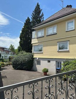 Einmaliges Anwesen am Fuße des Hohentwiel in Singen West - Naturidylle trifft Stadtnähe - Singen (Hohentwiel)
