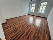 1. OG - Laminat - Balkon - großes Wohnzi. / 2er WG-gerecht - Chemnitz