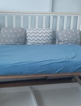 Baby/Kinderbett - Graben-Neudorf