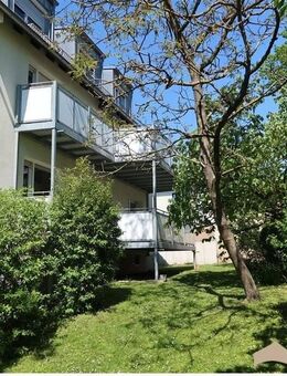 Großzügige Wohnung mit Wohlfühlgarantie - Einbauküche, großer Balkon und Stellplatz - Tolle Lage im Frauenland - Würzburg
