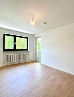 Karlsfeld - helle und freundliche 3 Zimmerwohnung mit Balkon - Karlsfeld