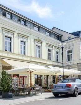 Renovierte 3-Zi.Wohnung in saniertem Altbau * beste Citylage von Burscheid * 2.OG (DG) * ca. 55,3 qm * - Burscheid