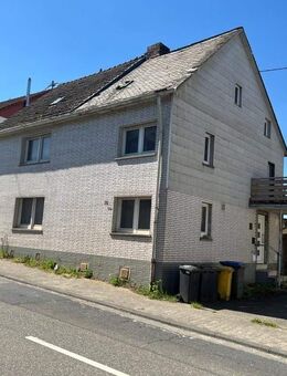Sanierungsbedürftiges 1-2-Familienhaus in Birlenbach - Birlenbach