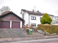 Einfamilienhaus mit Einliegerwohnung und Doppelgarage in Dieringhausen - Gummersbach