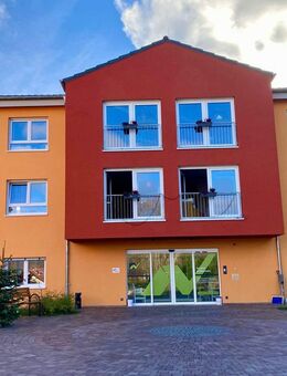 Neuwertiges Seniorenapartment mit Garantie, steuerlichen Vorteilen & Belegungsrecht - Fürfeld