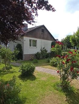 Familienfreundliches Einfamilienhaus mit Einlieger-Wohnung - Adelsdorf