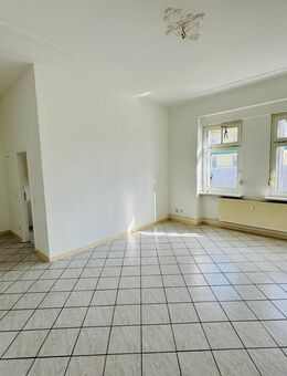 Geräumige Altbauwohnung mit großem Gartenanteil und zusätzlichen Hobbyraum in Berlin-Pankow! - Berlin