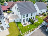 Neuwertige Doppelhaushälfte mit gehobener Ausstattung, Garage, Stellplatz und Hobbyraum - Seefeld (Bayern)