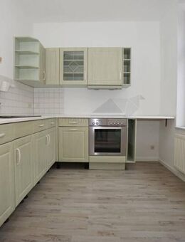 Zwickauer Zentrum - Sanierte 2-Raum-Wohnung mit Balkon und Einbauküche - Zwickau