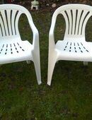 Einfache Stapelsessel für Camping, Balkon oder Garten in 24534