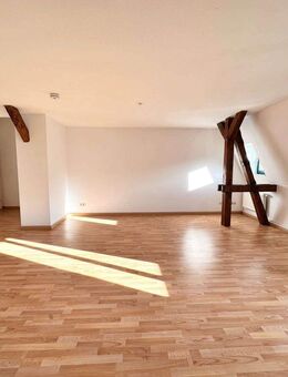 Große 2 Raum Dachgeschosswohnung mit Stellplatz in der Görlitzer Südstadt! - Görlitz
