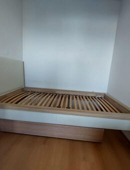 Hochwertiges Einzelbett aus Holz mit Lattenrost – Bett vom Schrei - Überlingen Zentrum