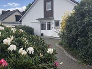 EFH + ELW + Pool Einbauküche + Kaminofen Doppelgarage Ideal für die große Familie oder zur Vermietung - Stuhr