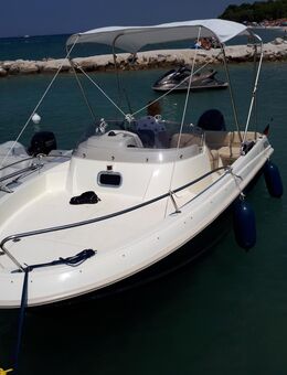 Sportboot Cap Camerat 555WA, mit 115PS Motor und Tademtrailer - Heilshoop