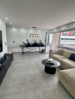 Moderne, kernsanierte Stadtwohnung mit Balkon in zentraler Wohnlage - Geislingen (Steige)