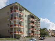 XXL-Balkon mit tollem Ausblick! 3-Raum-Wohnung in ruhiger Lage sucht neue Mieter - Gera