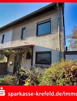 Einfamilienhaus mit Garage und Stellplatz - Düsseldorf