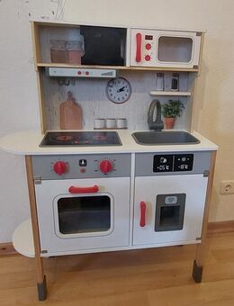 Kinderküche mit Zubehör - Neustadt (Holstein)