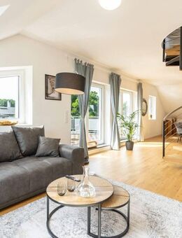 RIDA FLATS - Exklusives Penthouse-Maisonette mit Balkon und Garage in Rodenkirchen (Musikerviertel) - Köln