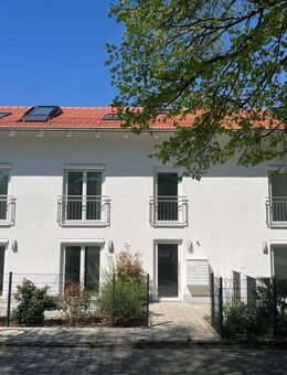 Modernes Wohnen für Mitarbeiter - Mehrfamilienhaus mit En-Suite-Bädern und Gemeinschaftsküchen - Markt Schwaben