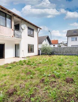 Sanierte Erdgeschosswohnung mit Terrasse, Garten & Garage in Zweiparteienhaus - Donsieders