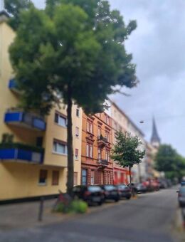 Zentrale Lage, zeitloser Stil: 1,5-Zimmer-Wohnung in ruhiger Einbahnstraße - Mannheim