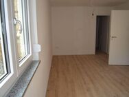 Erstbezug !! 1 Zi. Neubau App. mit Duschbad, für Einzelperson in Dettelbach-OT Effeldorf / ELW. 7 links - Dettelbach