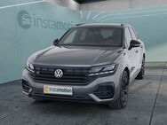 VW Touareg, 3.0 TDI R-Line, Jahr 2023 - München