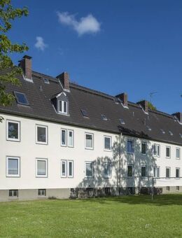 Helle sanierte 2-Zimmer-Dachgeschoss-Wohnung in ruhiger Lage - Wilhelmshaven