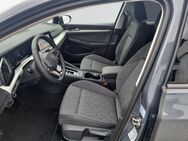 VW Golf Variant, 2.0 TDI MOVE Move P, Jahr 2024 - Mölln (Schleswig-Holstein)