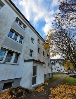 KLEIN-FEIN-MEIN: Duschbad m. Fenster, Laminat, frisch renoviert, dicht bei HRO - Broderstorf